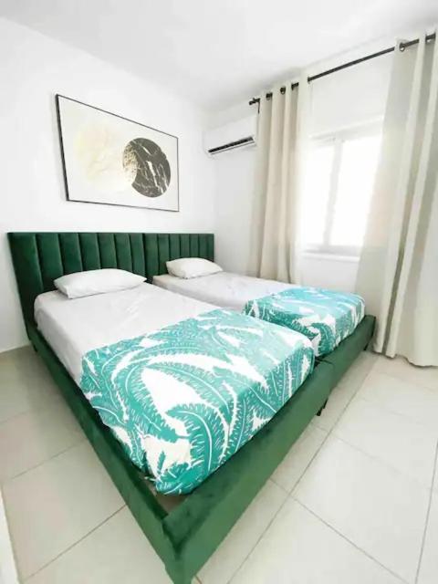 Flat In The Heart Of Ayia Napa/Центр Айя Напыアパートメント エクステリア 写真